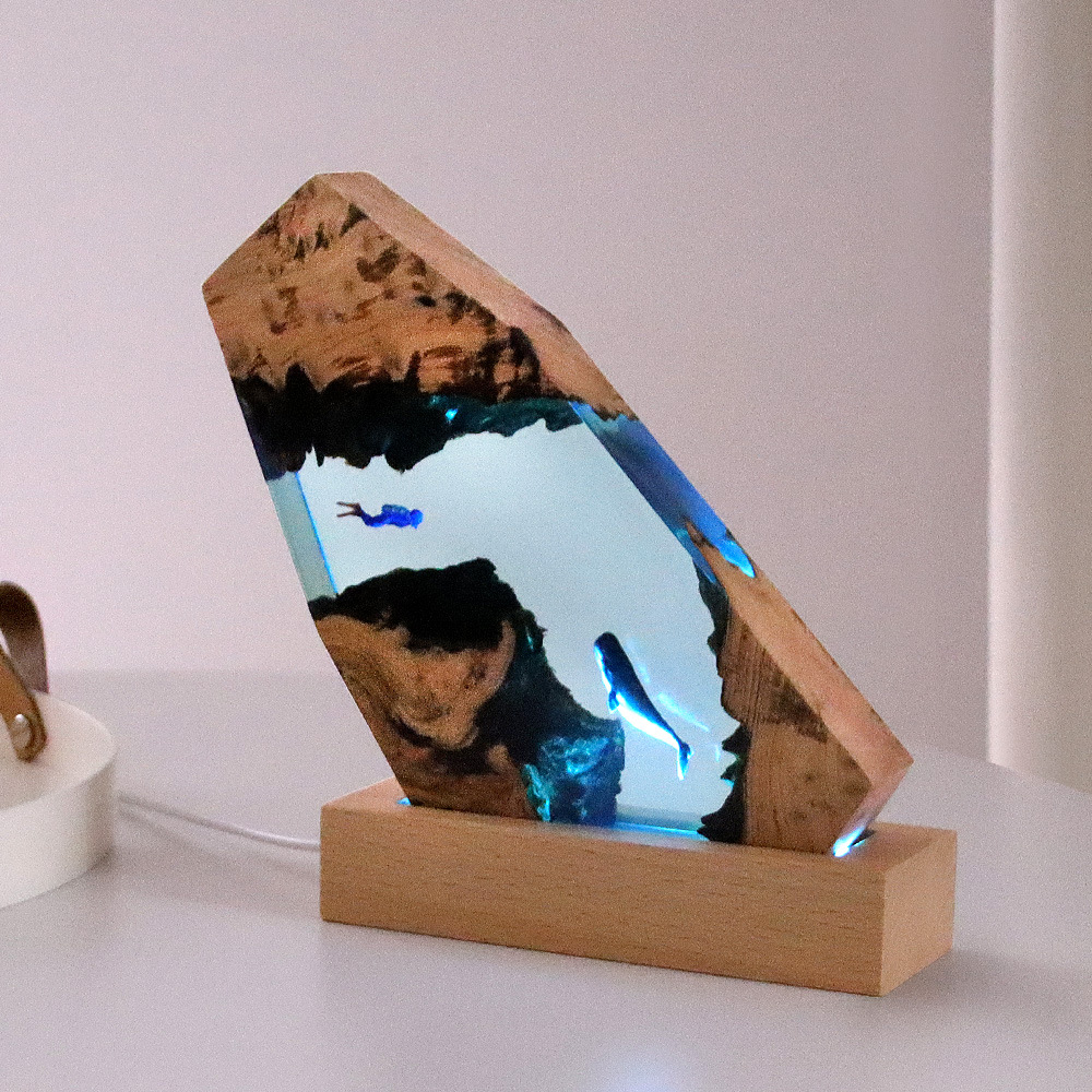 Resin Art Wedding Gift - Dekorasi Meja Rumah Penyelam Paus di